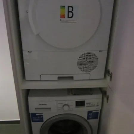 Modern Op De Zeedijk Met 2 Slaapkamers Te 오스텐드